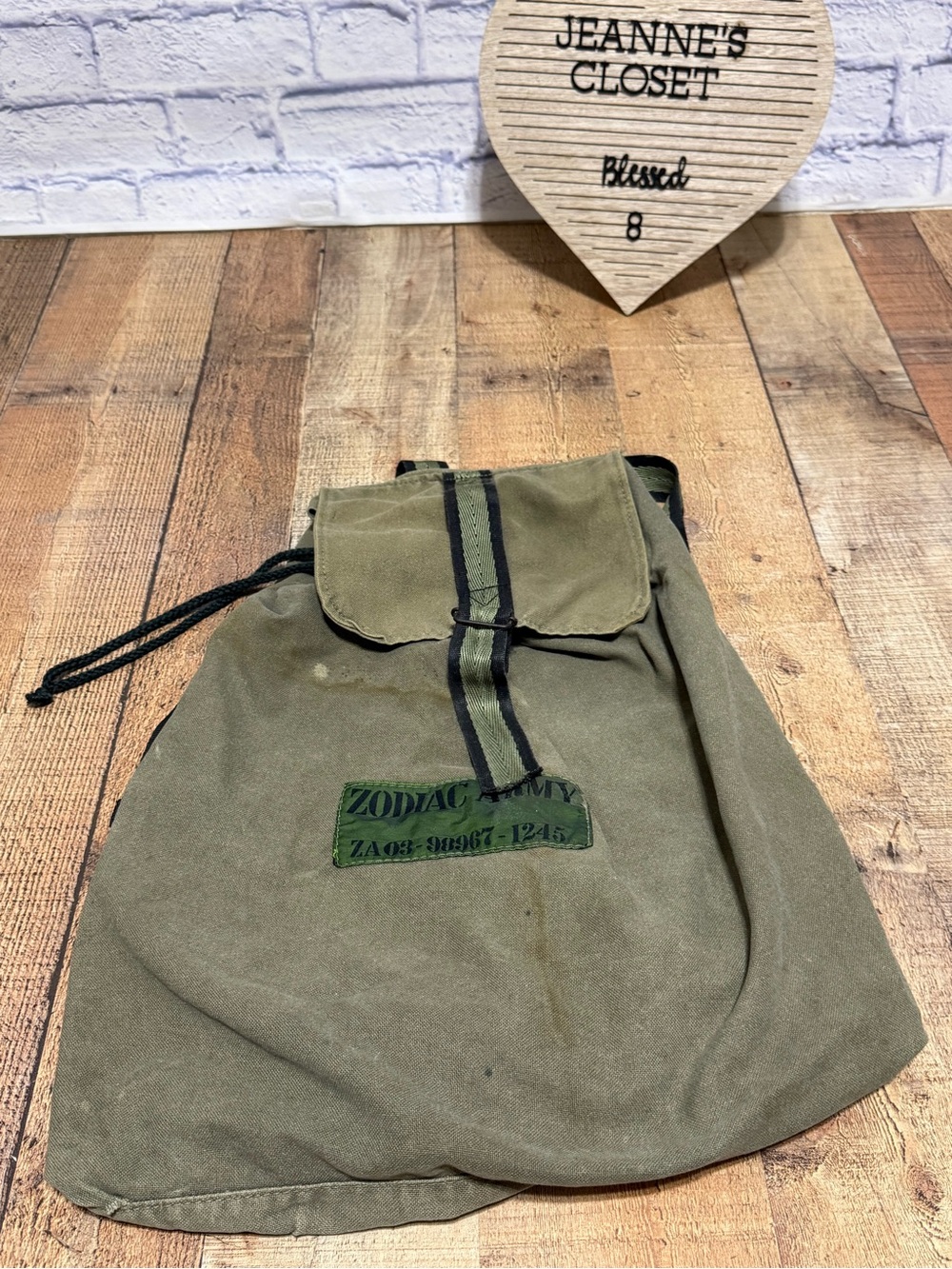 Zodiac Army Olive Drab Canvas Drawstring Backpack Rucksack ZA03-98967-1245